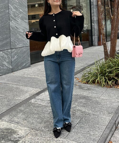 prose verse(プロズヴェール)の「裾バルーンパールボタンドッキングペプラムニット(カーディガン/ボレロ・レディース・ブラック・LARGE/MEDIUM)」の2枚目の写真