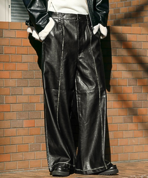 LUXSTYLE(ラグスタイル)の「ヴィンテージ加工PUレザーワイドパンツ(その他パンツ・メンズ・ブラック・M/L)」の2枚目の写真