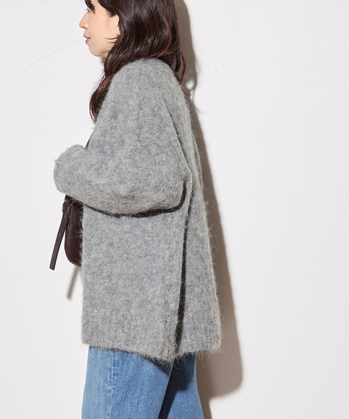 journal standard L'essage(ジャーナルスタンダードレサージュ)の「アルパカMIXカーディガン(カーディガン/ボレロ・レディース・チャコールグレー/モスグリーン・FREE)」の7枚目の写真