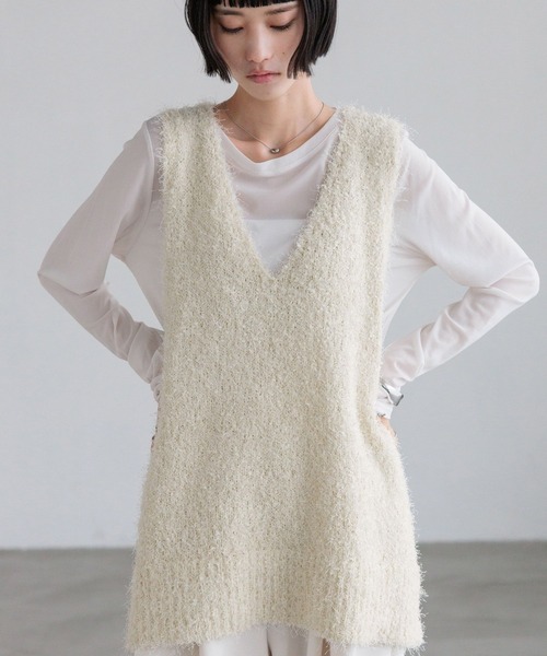 LOWRYS FARM（ローリーズファーム）の「チュールシャギーベスト　638101（ベスト・レディース・グレー/アイボリー/ブラック・FREE）」の10枚目の写真