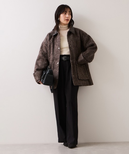 VIS（ビス）の「【WEB限定】衿袖レザーシャギーアウター（カバーオール・レディース・ダークブラウン/チャコールグレー・FREE）」の21枚目の写真