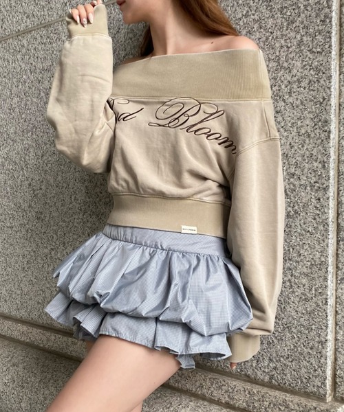 RAY CASSIN（レイカズン）の「【セットアップで着られる】ピグメントオフショルショートスウェット（スウェット・レディース・ブラウン系その他2/グレー/ベージュ系その他2・FREE）」の15枚目の写真