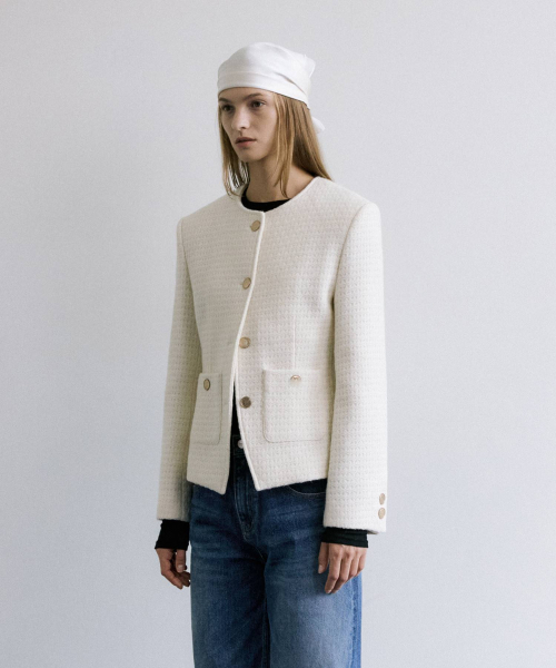 MAIS（マイス）の「SHINING CLASSIC TWEED JACKET / IVORY（テーラードジャケット・レディース・アイボリー・FREE）」の2枚目の写真