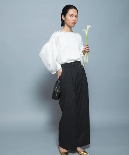 URBAN RESEARCH ROSSO WOMEN（アーバンリサーチ　ロッソ）の「ハンマーサテンギャザーブラウス（シャツ/ブラウス・レディース・ホワイト/ブラック・FREE）」の12枚目の写真