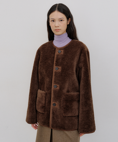 OCTETTE(オテット)の「HENRY SUEDE HALF-FUR MUSTANG_BROWN(ムートンコート・レディース・ブラウン・S/M)」の4枚目の写真