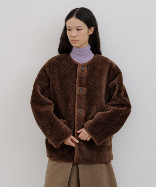 OCTETTE(オテット)の「HENRY SUEDE HALF-FUR MUSTANG_BROWN(ムートンコート・レディース・ブラウン・S/M)」の6枚目の写真