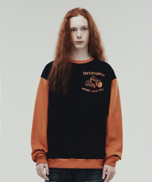 THEVINYLHOUSE(ザバイニルハウス)の「PRAY FOR SWEATSHIRTS BLACK (VH2DFUM448A)(スウェット・レディース・その他・S/M/L)」の1枚目の写真