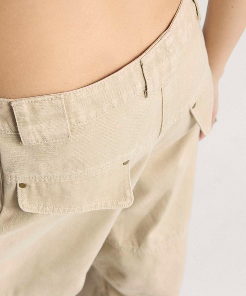 adidas（アディダス）の「キャンバス ルーズパンツ / アディダスオリジナルス adidas Originals（その他パンツ・レディース・ベージュ・24/30/25/30/26/30/27/30/28/30/29/30/30W 30L/31W 30L/32W 30L）」の4枚目の写真