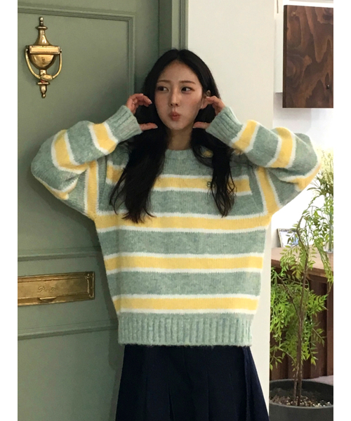 Bb' BENETTON(ビーフラットベネトン)の「ストライプニット(イエロー)(ニット/セーター・レディース・その他・ONE SIZE)」の1枚目の写真