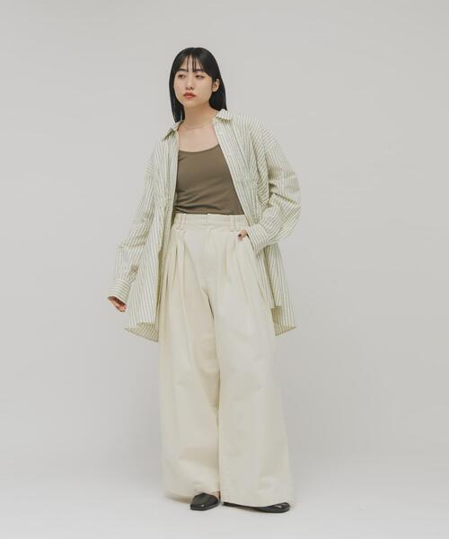 KBF（ケイビーエフ）の「スクエアトゥアシンメトリーパンプス（パンプス・レディース・ブラック/キャメル・38/36/37）」の18枚目の写真