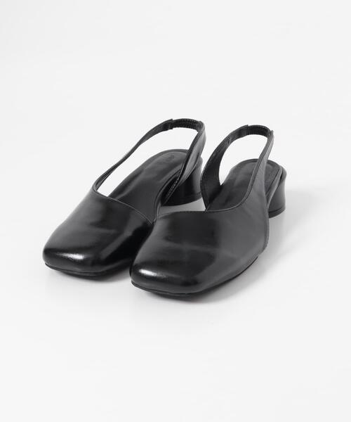 KBF（ケイビーエフ）の「スクエアトゥアシンメトリーパンプス（パンプス・レディース・ブラック/キャメル・38/36/37）」の19枚目の写真