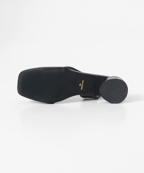 KBF（ケイビーエフ）の「スクエアトゥアシンメトリーパンプス（パンプス・レディース・ブラック/キャメル・38/36/37）」の3枚目の写真