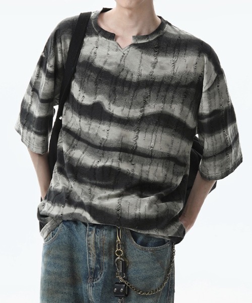 lilful（リルフル）の「【26年春夏新作】ダメージボーダータイダイ柄クラッシュTシャツ（Tシャツ/カットソー・メンズ・グレー/ダークグリーン/ベージュ・M/L）」の4枚目の写真