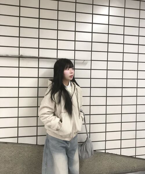 BAKKEN（バッケン）の「[起毛] スマイルピーチブラシラグランフードジップアップ BK7976_ベージュ（パーカー・レディース・ベージュ・W）」の10枚目の写真
