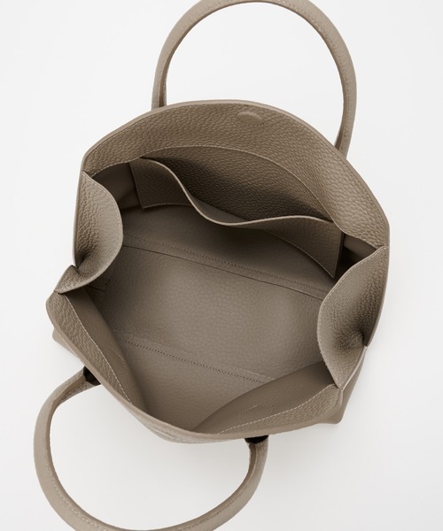 IACUCCI（イアクッチ）の「ラーナ M ALCE（ボストンバッグ・レディース・グレー/グレイッシュベージュ・FREE）」の8枚目の写真