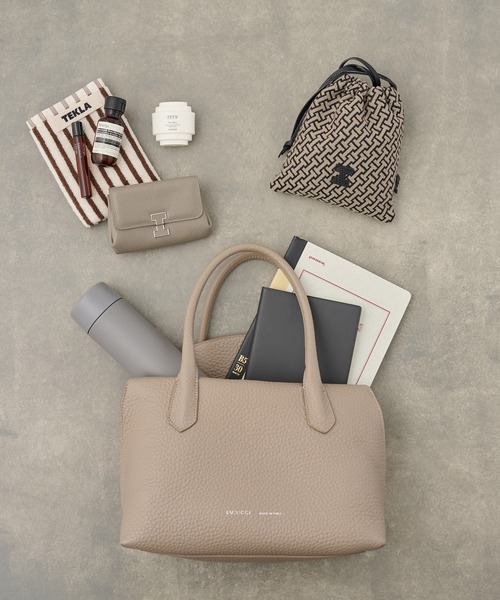 IACUCCI（イアクッチ）の「ラーナ M ALCE（ボストンバッグ・レディース・グレー/グレイッシュベージュ・FREE）」の13枚目の写真