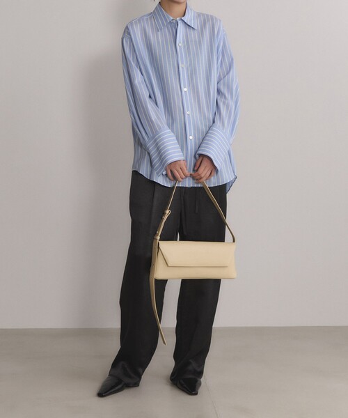 ADAM ET ROPE'(アダムエロペ)の「【PFT】Roll Flap small Bag(ショルダーバッグ・レディース・ブラック/クリーム・FREE)」の10枚目の写真