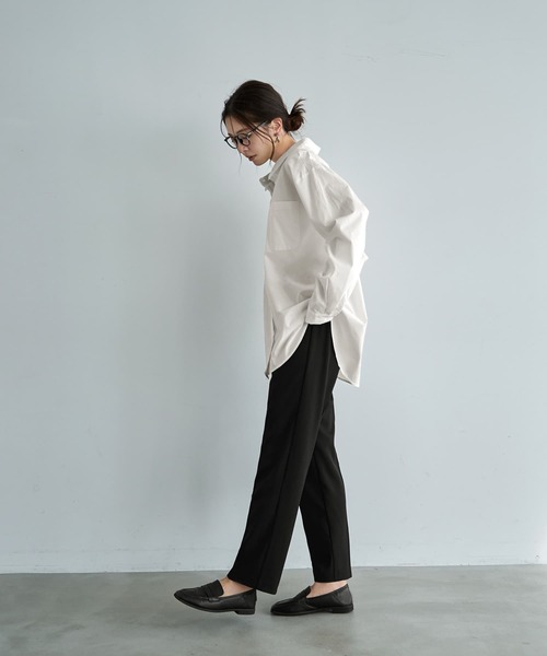 STYLE DELI(スタイルデリ)の「ハリ感ゆったりBASICシャツ(シャツ/ブラウス・レディース・ホワイト/ライトブルー・FREE)」の16枚目の写真