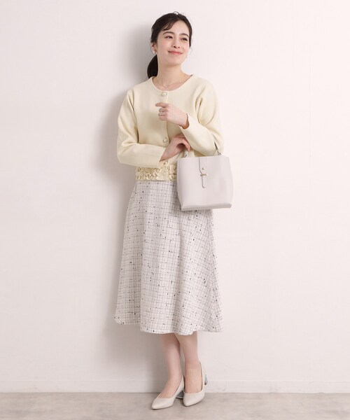 ITS'DEMO（イッツデモ）の「裾フリルニットカーディガン（カーディガン/ボレロ・レディース・ネイビー/アイボリー/ブラック・00）」の14枚目の写真