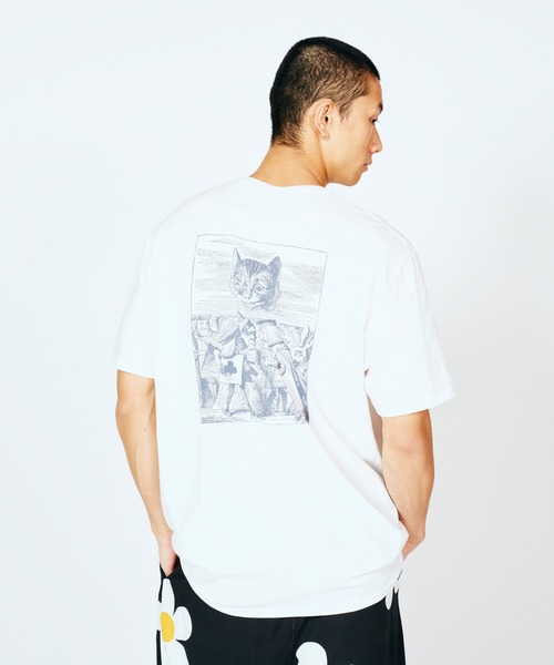 JERZEES(ジャージーズ)の「JERZEES / ジャージーズ "CHESHIRE CAT" SS TEE チェシャ猫 バックプリント ショートスリーブTシャツ(Tシャツ/カットソー・メンズ・ホワイト/ブラック・MEDIUM/LARGE/X-LARGE)」の1枚目の写真