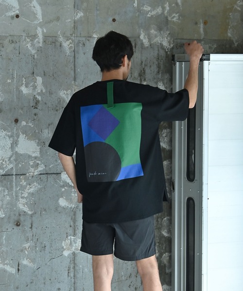funda mine(ファンダマイン)の「クロマティックTシャツ(Tシャツ/カットソー・レディース・ホワイト/ブラック・1/2)」の2枚目の写真