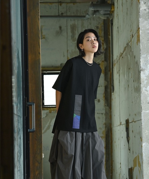 funda mine(ファンダマイン)の「クロマティックTシャツ(Tシャツ/カットソー・レディース・ホワイト/ブラック・1/2)」の13枚目の写真