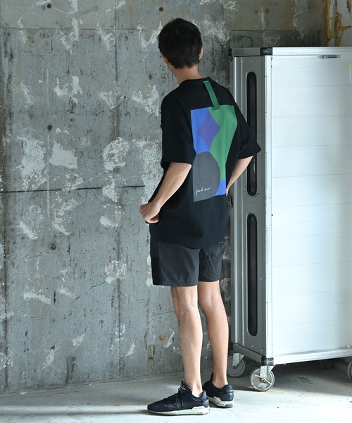funda mine(ファンダマイン)の「クロマティックTシャツ(Tシャツ/カットソー・レディース・ホワイト/ブラック・1/2)」の6枚目の写真
