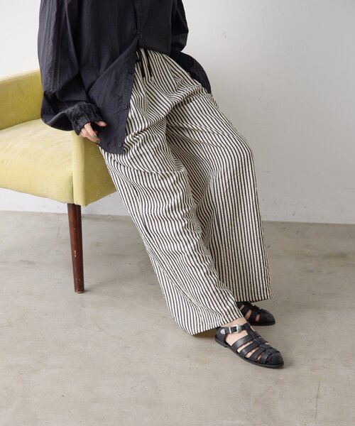 ear PAPILLONNER（イアパピヨネ）の「バックル付きグルカサンダル【SUM1 STYLE(スミスタイル)】（サンダル・レディース・ブラック/ブラウン・SMALL/MEDIUM/LARGE）」の18枚目の写真