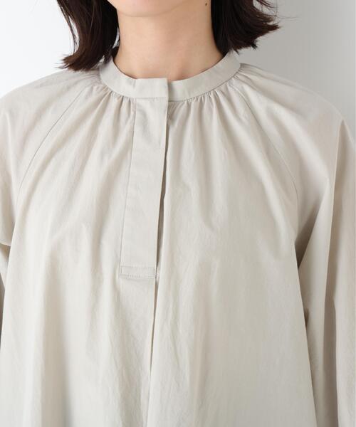 human woman(ヒューマンウーマン)の「◆【ウォッシャブル】フレアーチュニックブラウス(シャツ/ブラウス・レディース・ホワイト/ベージュ系その他2・MEDIUM)」の8枚目の写真