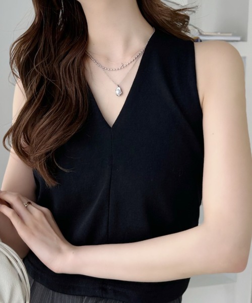 Ada.（エイダ）の「Vネック ベストレイヤード ドッキング 半袖 トップス（Tシャツ/カットソー・レディース・アイボリー/ブラック/チャコール・FREE）」の7枚目の写真