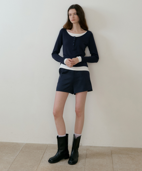 REORG(リオルグ)の「BATD SATIN SHORTS NAVY(その他パンツ・レディース・その他・SMALL/MEDIUM/LARGE)」の2枚目の写真