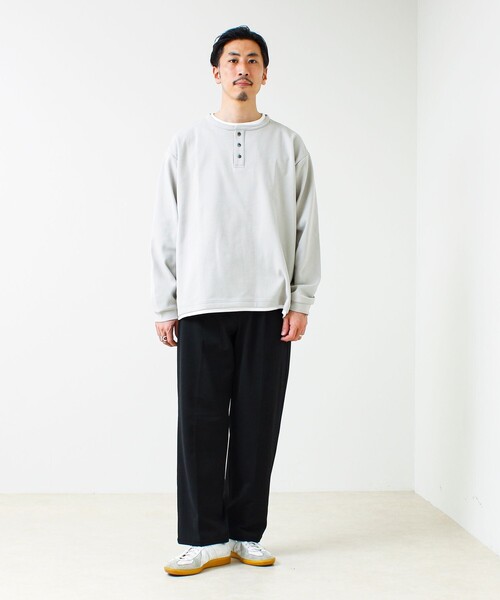 GLOSTER(グロスター)の「【1枚で完成する】杢ダンボール ヘンリーネックフェイクレイヤー ロンT(Tシャツ/カットソー・メンズ・チャコールグレー/パープル/ライトグレー・M/L/S)」の4枚目の写真