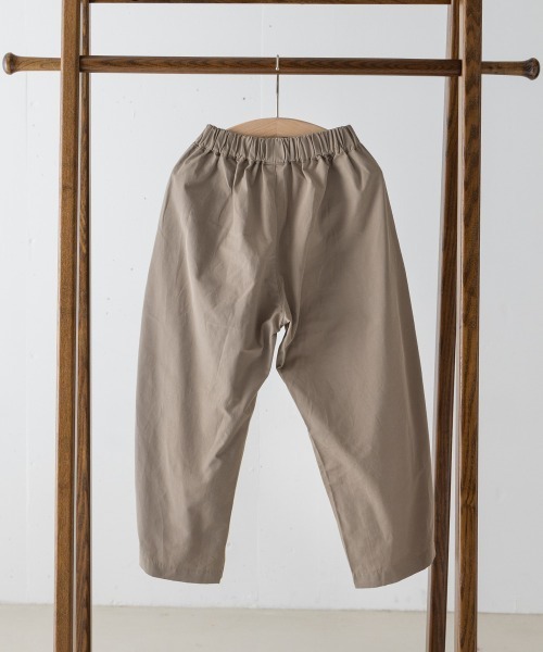 riziere(リジェール)の「撥水カーブシルエットパンツ(その他パンツ・キッズ・ベージュ/ブラック・120/110/100/90/140/130/150)」の12枚目の写真