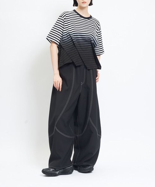gomme(ゴム)の「グラデーションタックT(Tシャツ/カットソー・レディース・チャコールグレー/ブルー/ブラック・MEDIUM)」の6枚目の写真