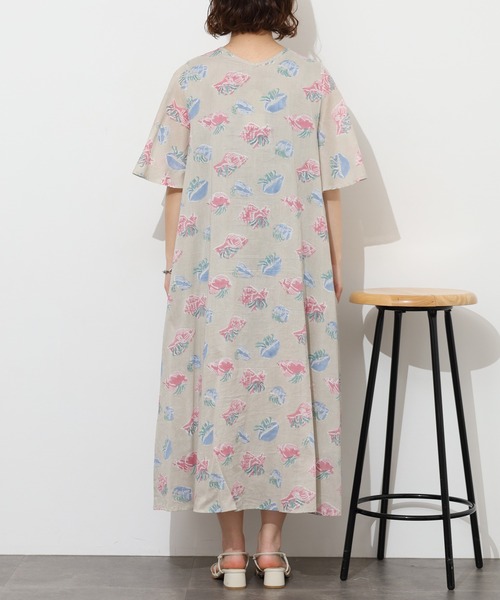 KILKI（キルキー）の「kilki　ヤドカリプリントワンピース（ワンピース・レディース・グレイッシュベージュ/ネイビー系・ONESIZE）」の19枚目の写真