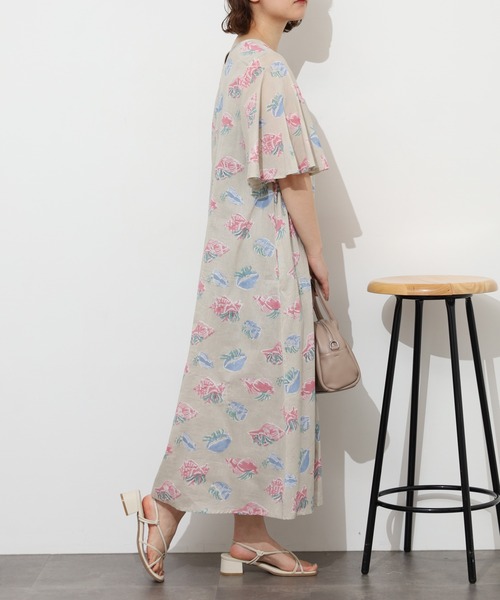 KILKI（キルキー）の「kilki　ヤドカリプリントワンピース（ワンピース・レディース・グレイッシュベージュ/ネイビー系・ONESIZE）」の9枚目の写真