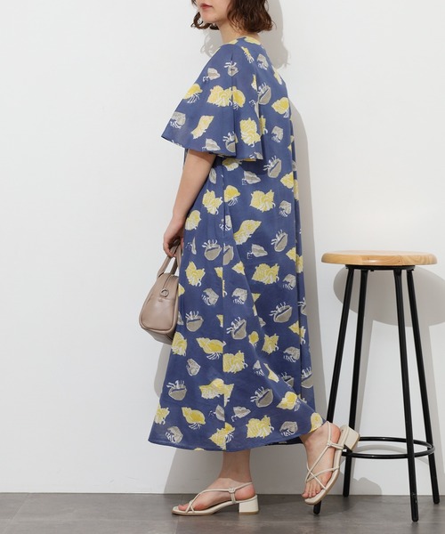 KILKI（キルキー）の「kilki　ヤドカリプリントワンピース（ワンピース・レディース・グレイッシュベージュ/ネイビー系・ONESIZE）」の13枚目の写真