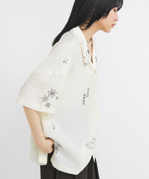 KBF（ケイビーエフ）の「TATTOOオーバーシャツ（シャツ/ブラウス・レディース・チャコールグレー/アイボリー/ブラウン・ONE）」の4枚目の写真