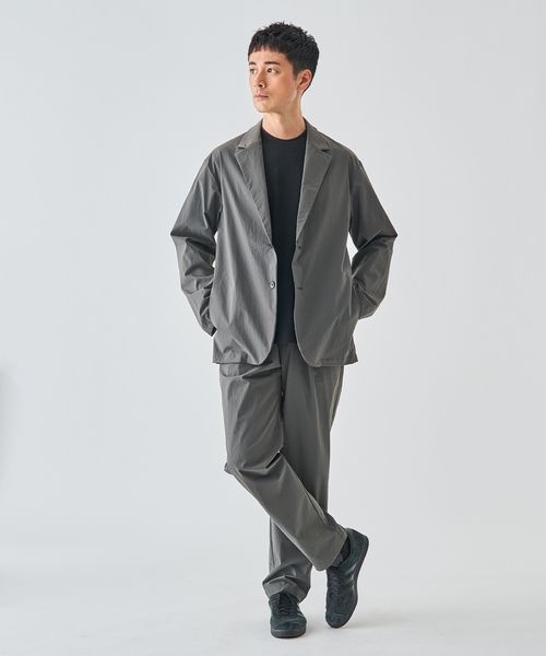 EDIFICE（エディフィス）の「【EDIFICE ALL-DAY シリーズ】クルーネック Tシャツ《WEB限定》（Tシャツ/カットソー・メンズ・ホワイト/ベージュ系その他/ブラック・SMALL/MEDIUM/LARGE）」の6枚目の写真