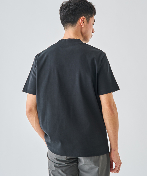 EDIFICE（エディフィス）の「【EDIFICE ALL-DAY シリーズ】クルーネック Tシャツ《WEB限定》（Tシャツ/カットソー・メンズ・ホワイト/ベージュ系その他/ブラック・SMALL/MEDIUM/LARGE）」の11枚目の写真