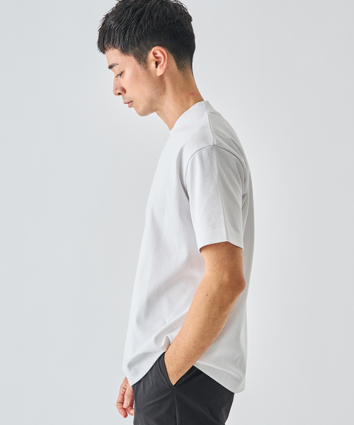 EDIFICE（エディフィス）の「【EDIFICE ALL-DAY シリーズ】クルーネック Tシャツ《WEB限定》（Tシャツ/カットソー・メンズ・ホワイト/ベージュ系その他/ブラック・SMALL/MEDIUM/LARGE）」の19枚目の写真