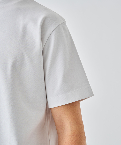 EDIFICE（エディフィス）の「【EDIFICE ALL-DAY シリーズ】クルーネック Tシャツ《WEB限定》（Tシャツ/カットソー・メンズ・ホワイト/ベージュ系その他/ブラック・SMALL/MEDIUM/LARGE）」の22枚目の写真