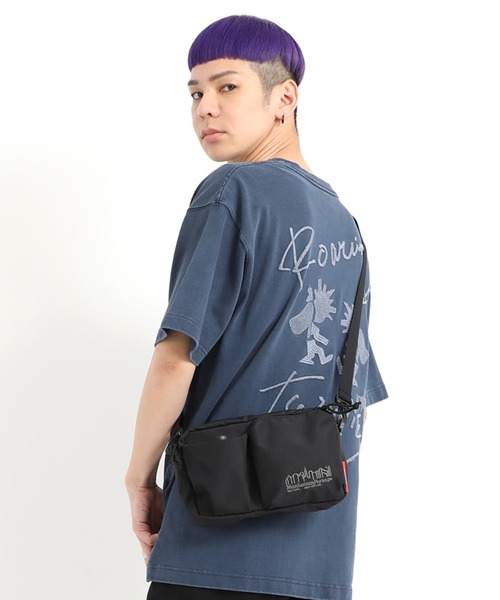 Manhattan Portage(マンハッタンポーテージ)の「ACTION JOGGER (L) JPN VER2(ショルダーバッグ・メンズ・ブラック・X-SMALL)」の4枚目の写真