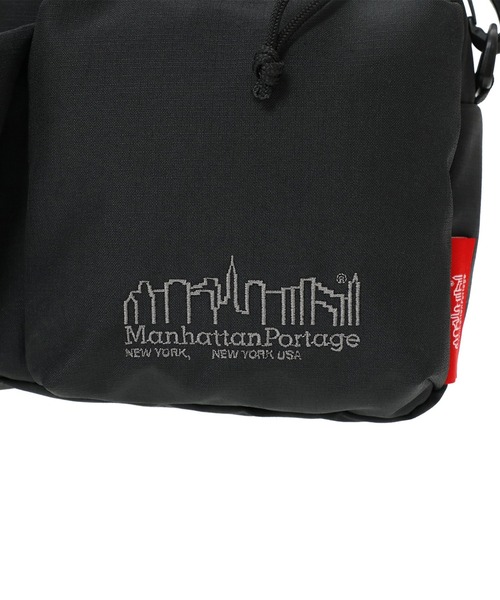 Manhattan Portage(マンハッタンポーテージ)の「ACTION JOGGER (L) JPN VER2(ショルダーバッグ・メンズ・ブラック・X-SMALL)」の16枚目の写真