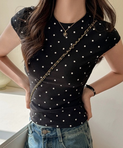 Teem Store（チームストア）の「フレンチスリーブドット柄クルーネックTシャツ（Tシャツ/カットソー・レディース・ホワイト/グレー/ブラック・M/S）」の16枚目の写真