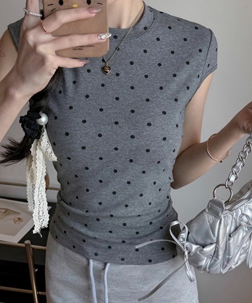 Teem Store（チームストア）の「フレンチスリーブドット柄クルーネックTシャツ（Tシャツ/カットソー・レディース・ホワイト/グレー/ブラック・M/S）」の9枚目の写真