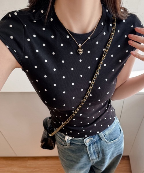 Teem Store（チームストア）の「フレンチスリーブドット柄クルーネックTシャツ（Tシャツ/カットソー・レディース・ホワイト/グレー/ブラック・M/S）」の17枚目の写真