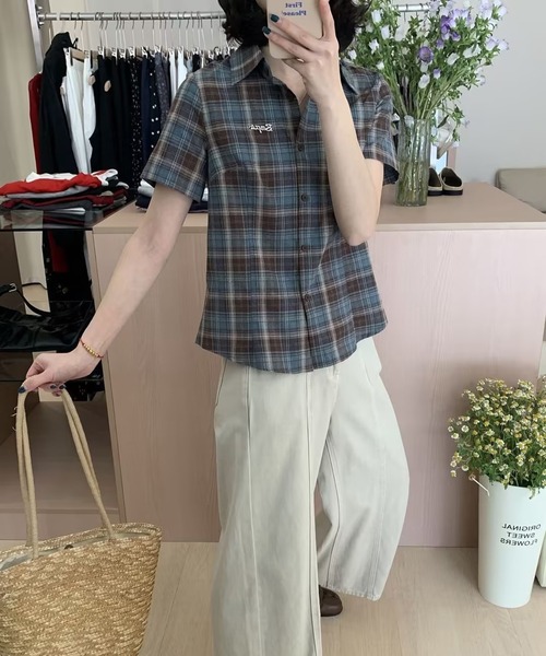 AsheKsha(アシクシャ)の「チェック柄半袖シャツ(シャツ/ブラウス・レディース・ブルー・M)」の6枚目の写真
