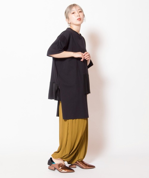 OSMOSIS(オズモーシス)の「ランダムプリーツハーレムパンツ(その他パンツ・レディース・ライトグレー/イエロー系その他/ブラック・ONE SIZE)」の12枚目の写真