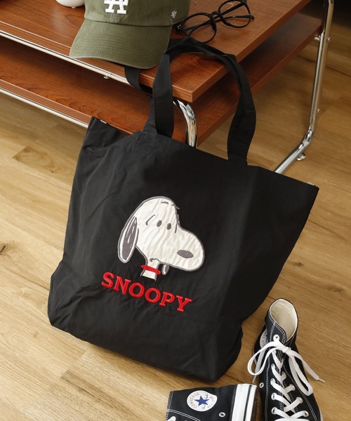 SNOOPY(スヌーピー)の「SNOOPY スヌーピー トートバッグ 刺繍 アップリケ(トートバッグ・レディース・グリーン/ピンク/ブルー/グレー/ブラック・FREE)」の1枚目の写真